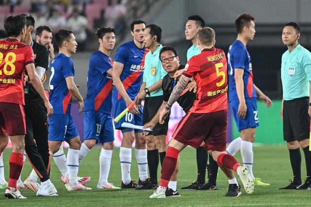 意甲-卢卡库梅开二度劳塔罗破门 国米3-0恩波利